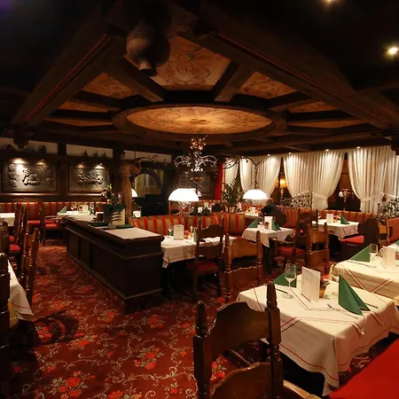 Hotel Gondel 3*