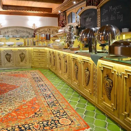 Gondel Hotel 3*